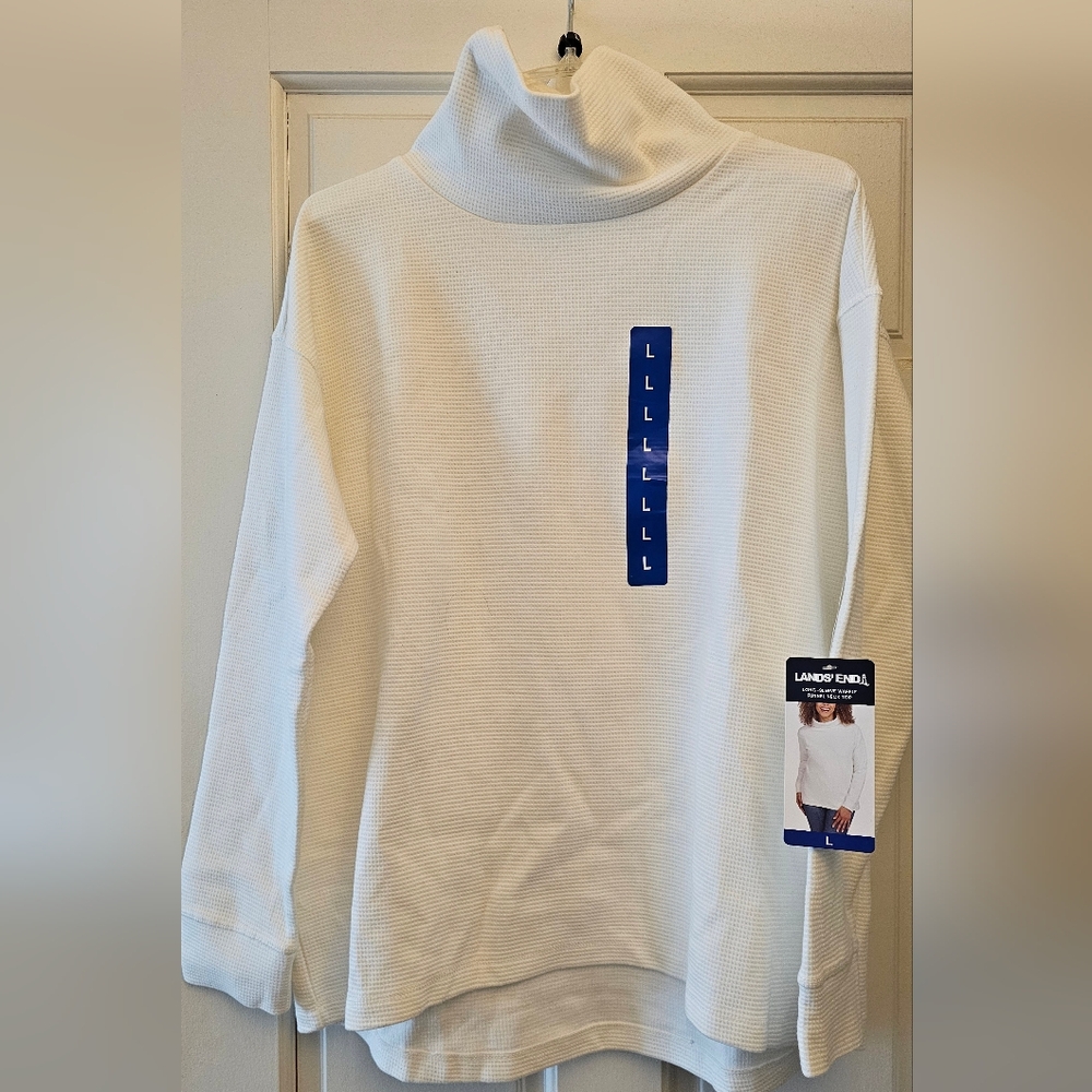 Lands' End Classic White Waffle Funnel Neck Top.(L)